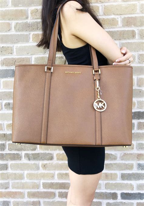 michael kors bag for sale manila|Michael Kors tote bag outlet.